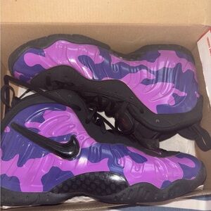 Nike Kids Black and Purple Sneakers